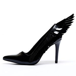 LAST DAY TO BUY: YRU Angyl black patent